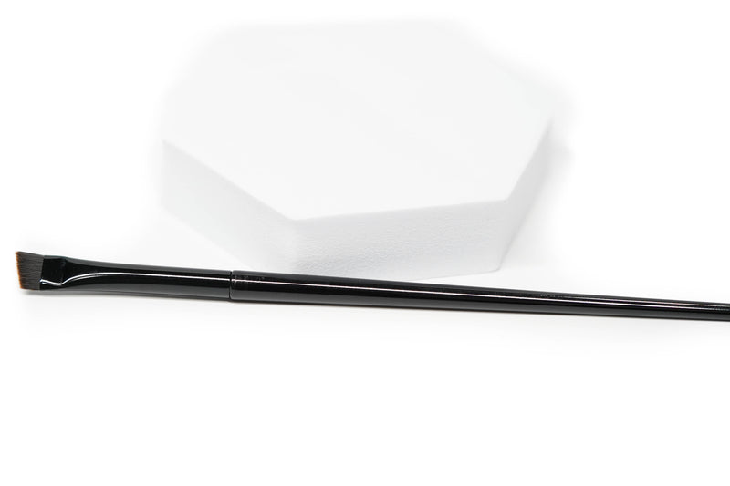 Angled Brow Henna Tint Brush For Clean, Precise Brows